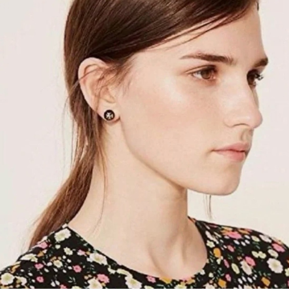 Authentic Tory Burch Evie Crystal Pearl Studs! - Picture 2 of 6